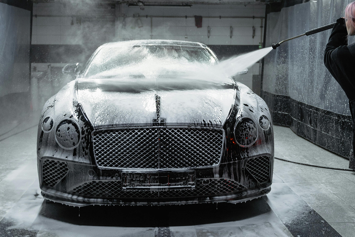 Automotive dyes for coolant oil and car cleaners